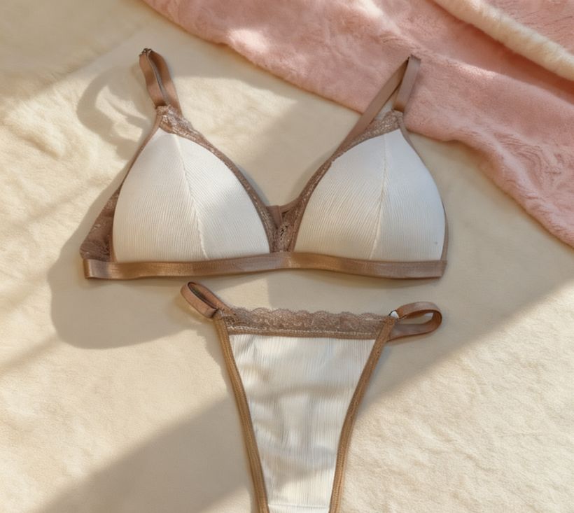 Conjunto blanco con detalles nude